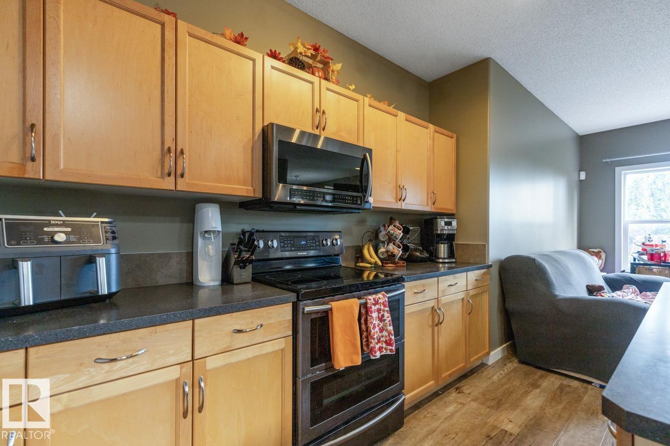 3133 Trelle Lo Nw, Edmonton, Alberta  T6R 0A1 - Photo 10 - E4460110