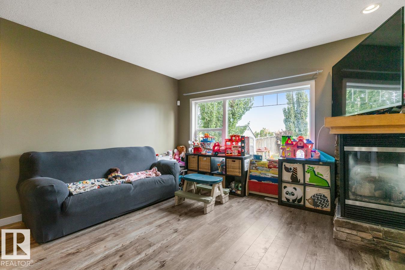3133 Trelle Lo Nw, Edmonton, Alberta  T6R 0A1 - Photo 12 - E4460110