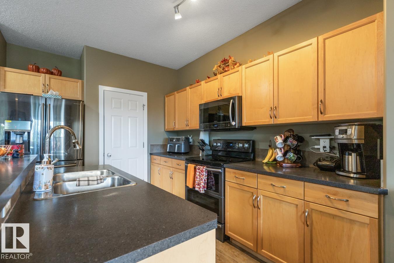 3133 Trelle Lo Nw, Edmonton, Alberta  T6R 0A1 - Photo 7 - E4460110