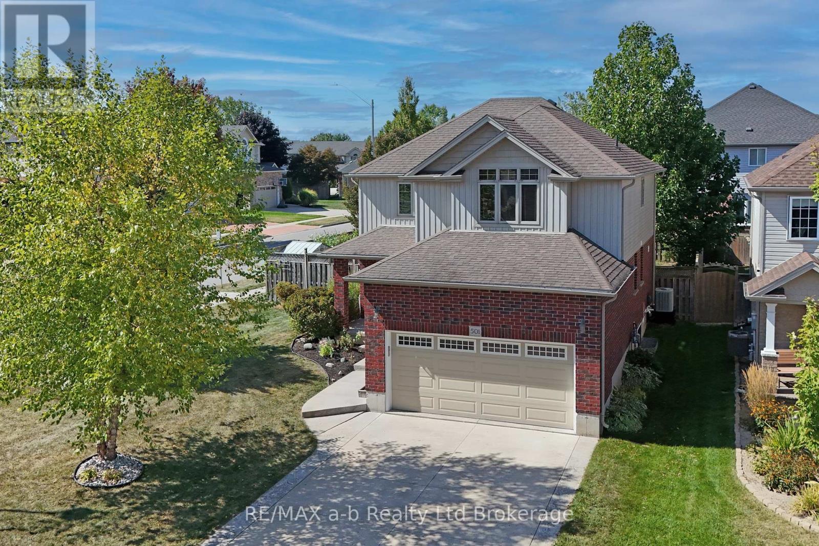 501 Tatham Boulevard, Woodstock, Ontario  N4T 0A7 - Photo 3 - X12401699