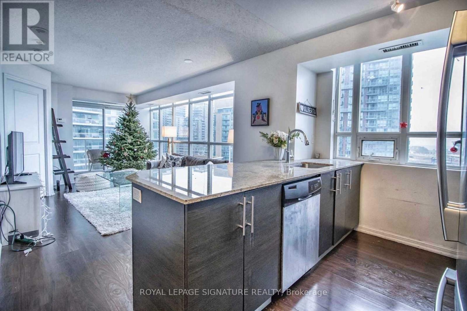 1007 - 125 Western Battery Road, Toronto, Ontario  M6K 3R8 - Photo 6 - C12435183