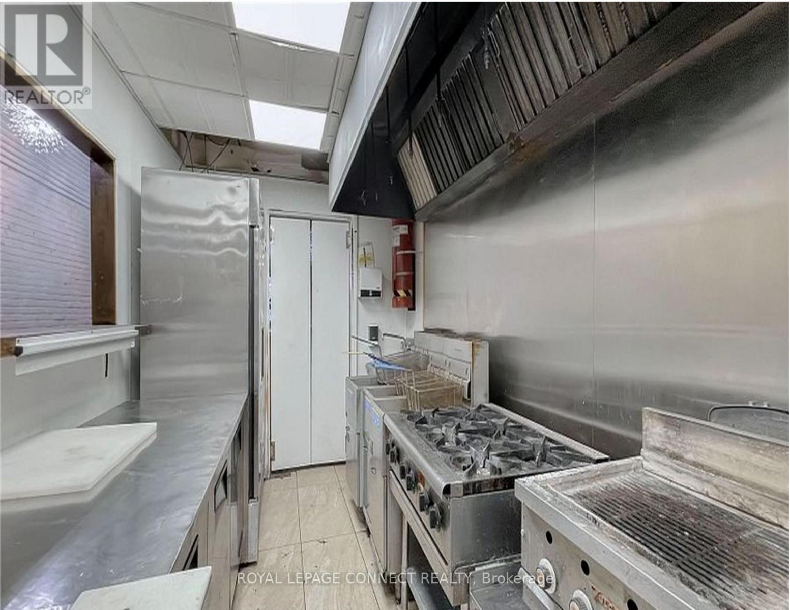 566 Queen Street W, Toronto, Ontario  M5V 2B5 - Photo 12 - C12435195