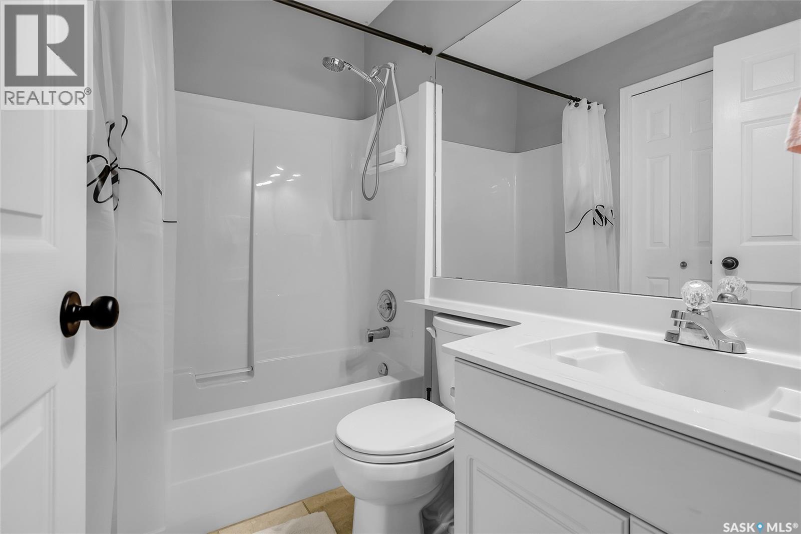 104 4th Street, Dundurn, Saskatchewan  S0K 1K0 - Photo 18 - SK019484