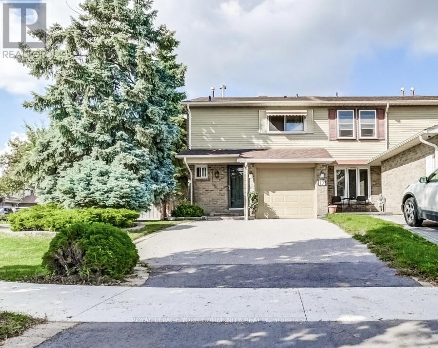 17 TRURO CRESCENT, Toronto, Ontario