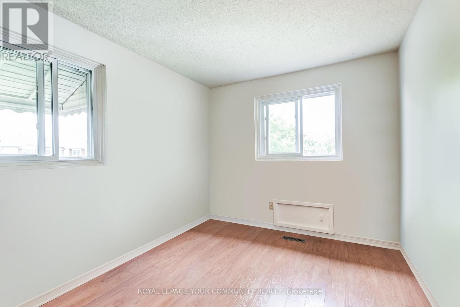 17 Truro Crescent, Toronto, Ontario  M1V 2H7 - Photo 14 - E12435170