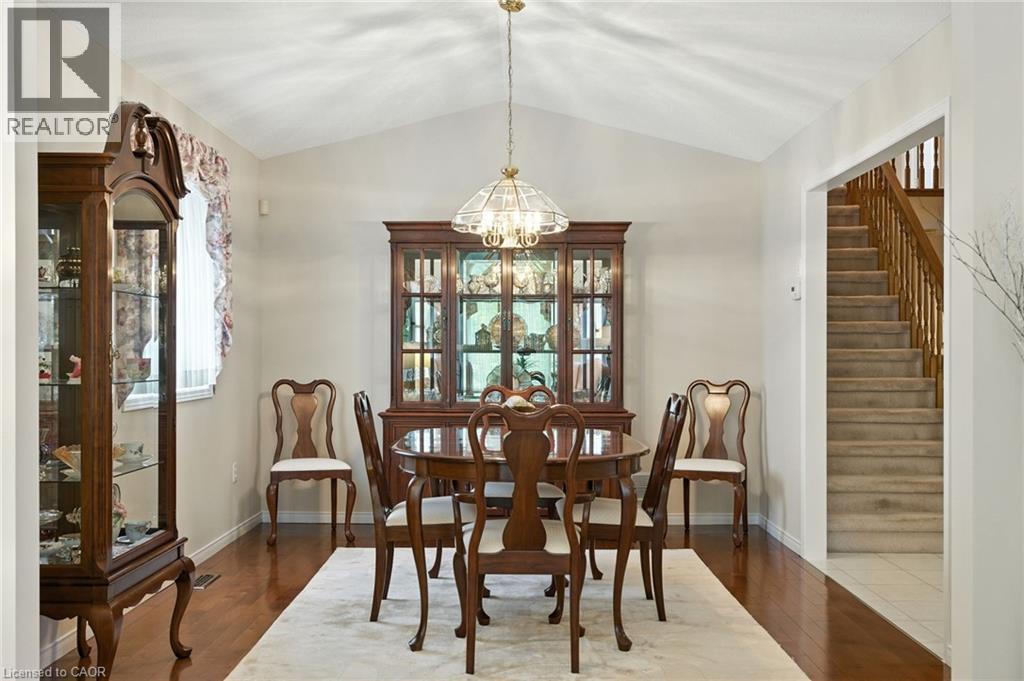 18 Naples Boulevard, Hamilton, Ontario  L9B 2J2 - Photo 10 - 40775064