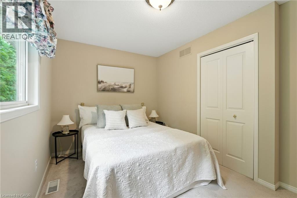 18 Naples Boulevard, Hamilton, Ontario  L9B 2J2 - Photo 34 - 40775064