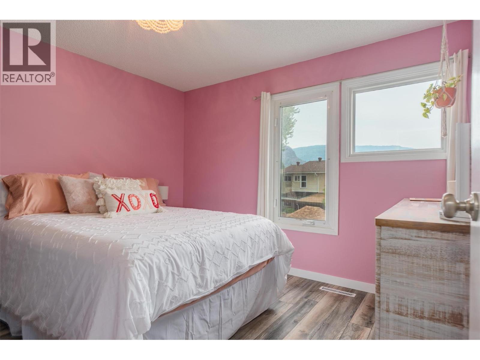 1206 Primrose Street, Trail, British Columbia  V1R 4M7 - Photo 14 - 10364471
