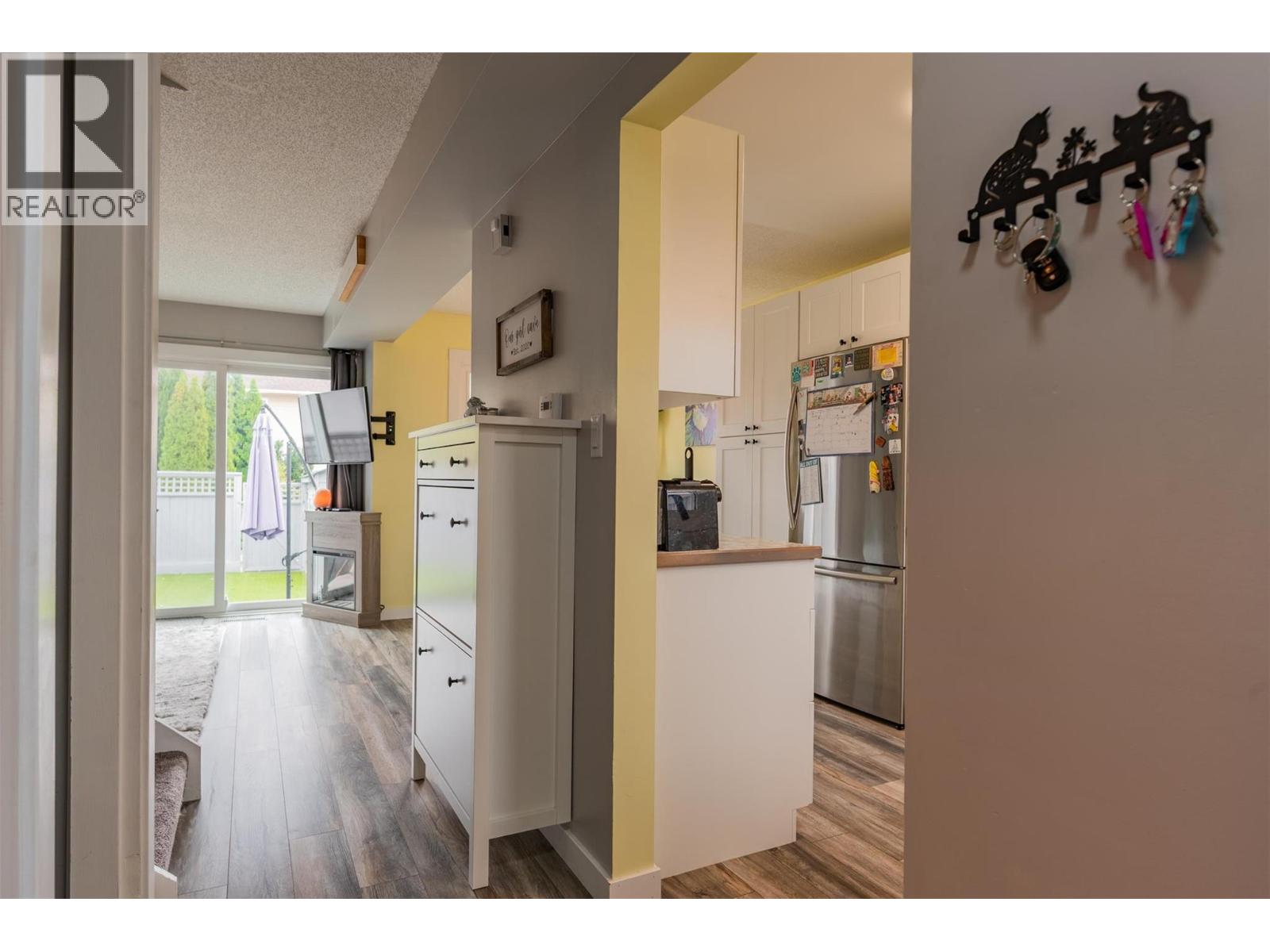 1206 Primrose Street, Trail, British Columbia  V1R 4M7 - Photo 4 - 10364471
