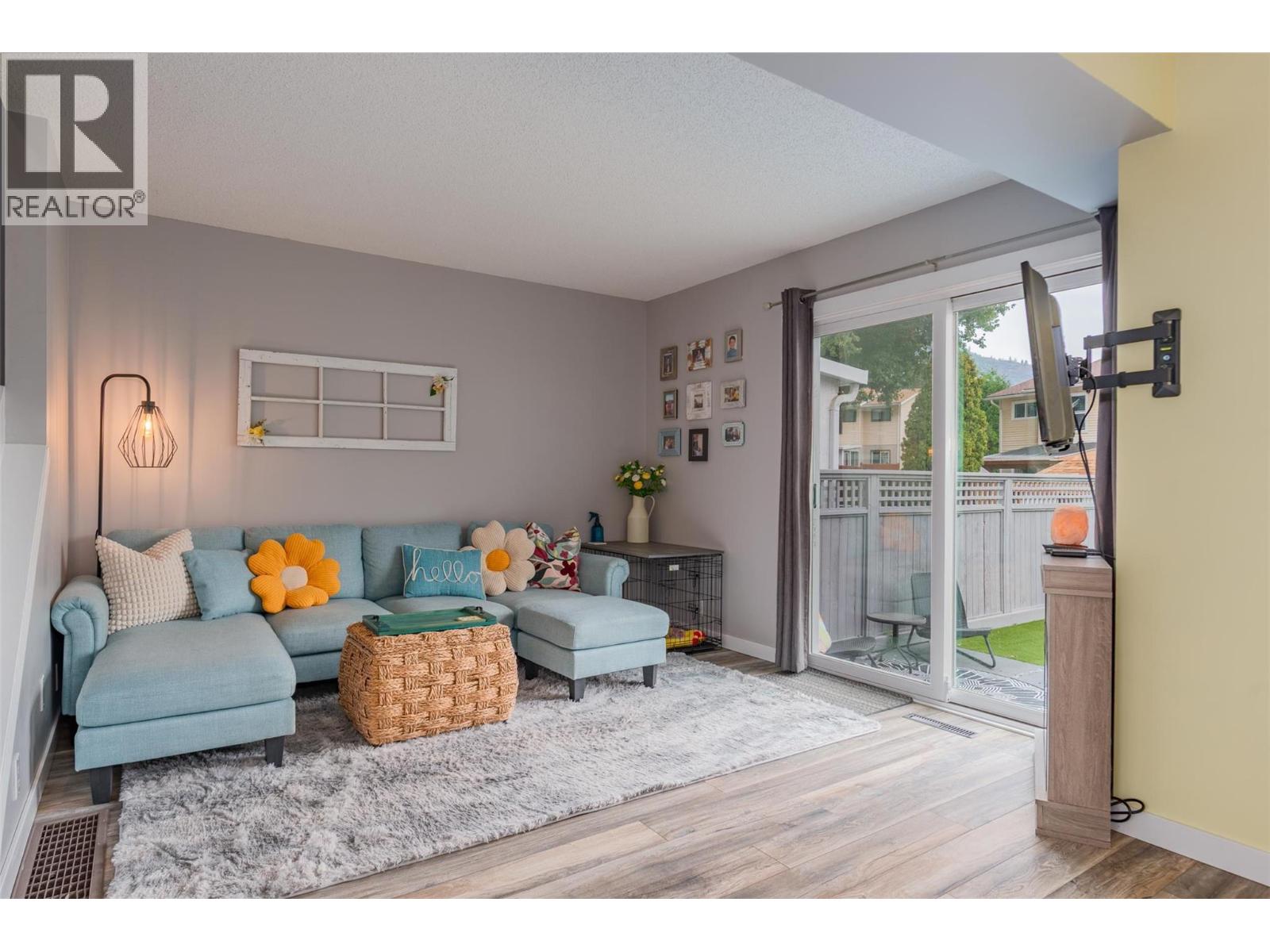 1206 Primrose Street, Trail, British Columbia  V1R 4M7 - Photo 9 - 10364471