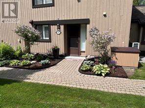 113 Escarpment Crescent, Collingwood, Ontario  L9Y 5B4 - Photo 2 - S12435297
