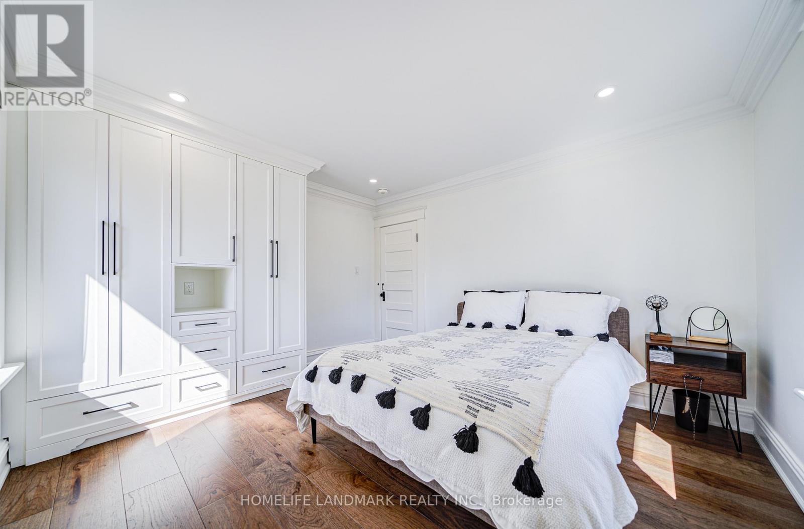 40 Harrison Avenue, Aurora, Ontario  L4G 1E1 - Photo 32 - N12435190