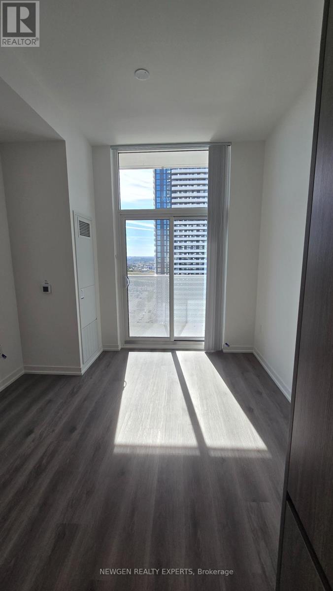 1915 - 28 Interchange Way, Vaughan, Ontario  L4K 0P8 - Photo 7 - N12435191
