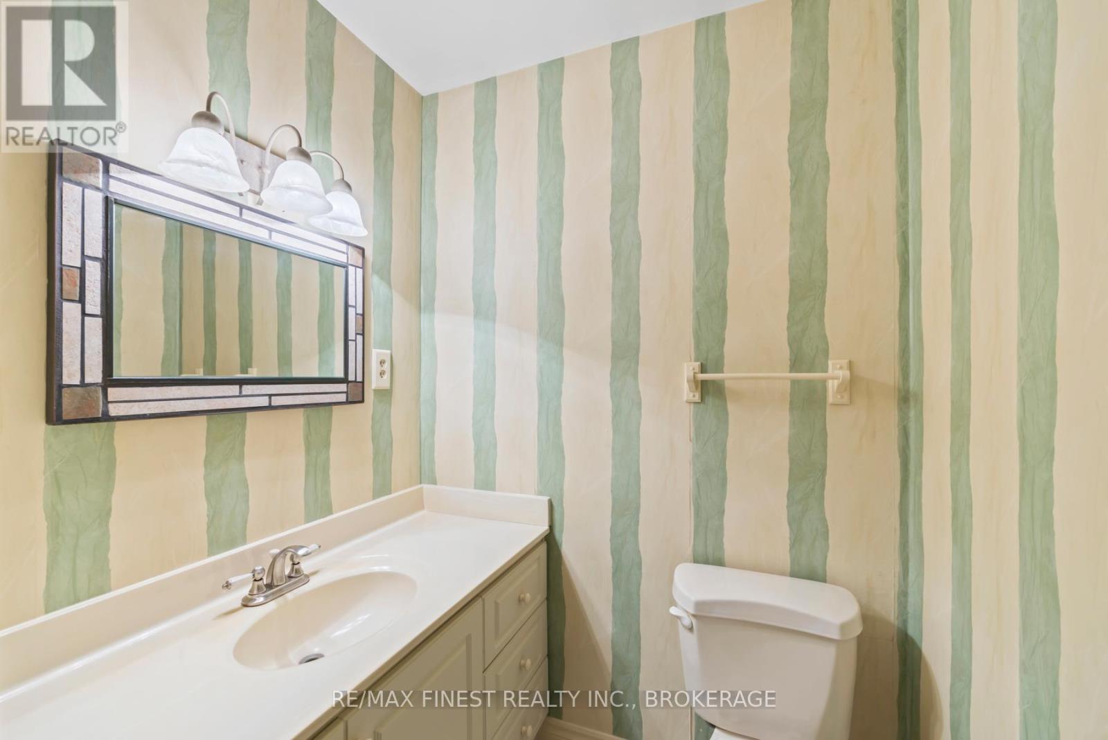 80 Market Street, Gananoque, Ontario  K7G 2M3 - Photo 28 - X12435263