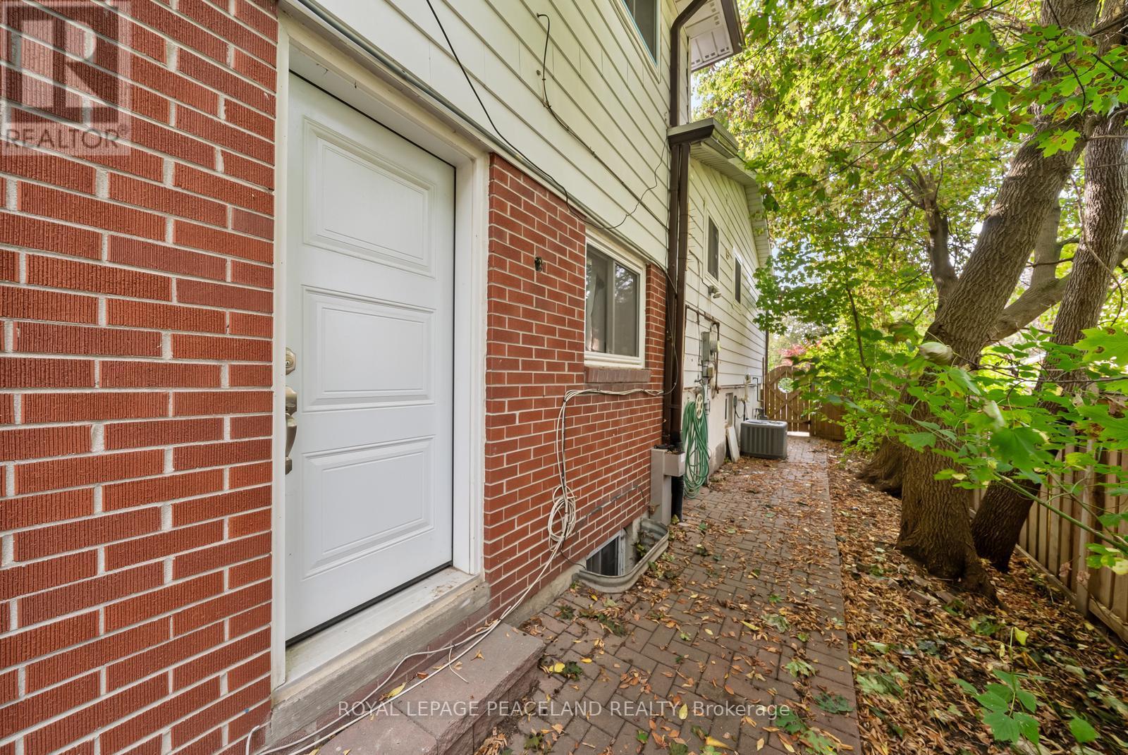 105 Apache Trail, Toronto (Pleasant View), Ontario  M2H 2J1 - Photo 46 - C12419018