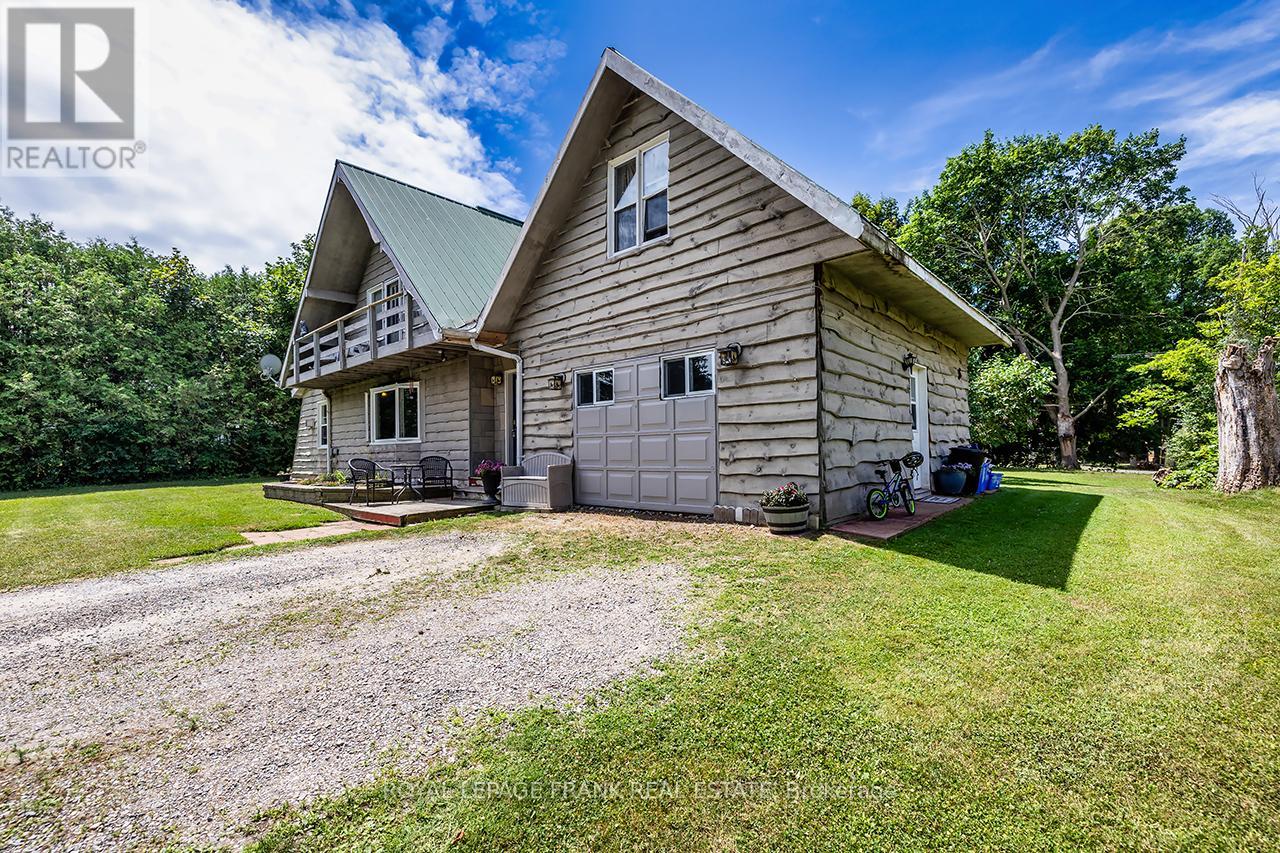 16 Shelley Drive, Kawartha Lakes, Ontario  K0M 2C0 - Photo 2 - X12435314