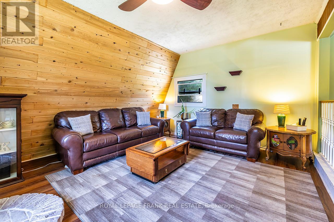 16 Shelley Drive, Kawartha Lakes, Ontario  K0M 2C0 - Photo 21 - X12435314