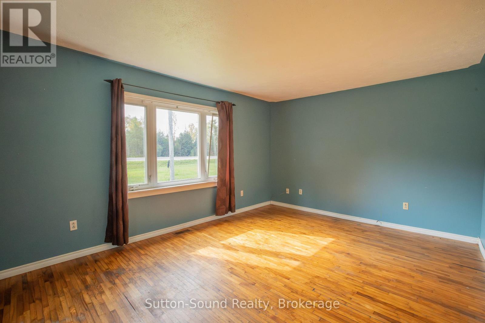 204521 Highway 26, Meaford, Ontario  N4K 5W4 - Photo 12 - X12435334