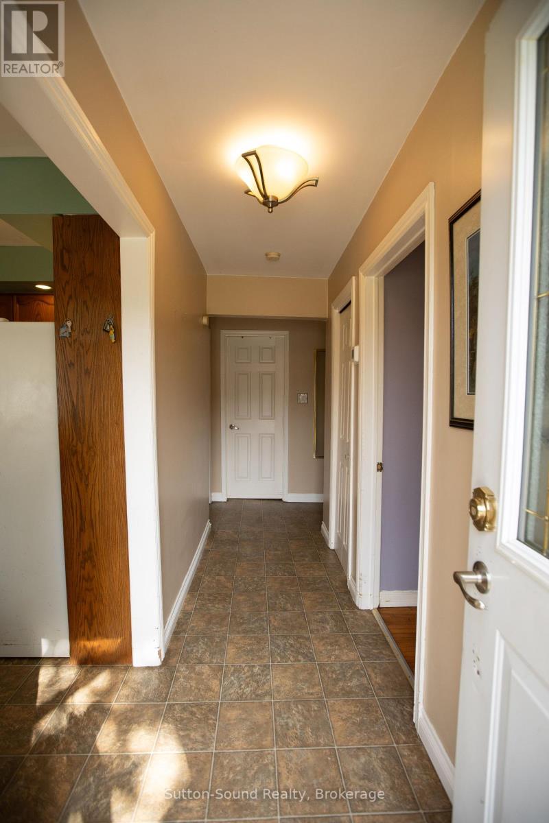 204521 Highway 26, Meaford, Ontario  N4K 5W4 - Photo 4 - X12435334