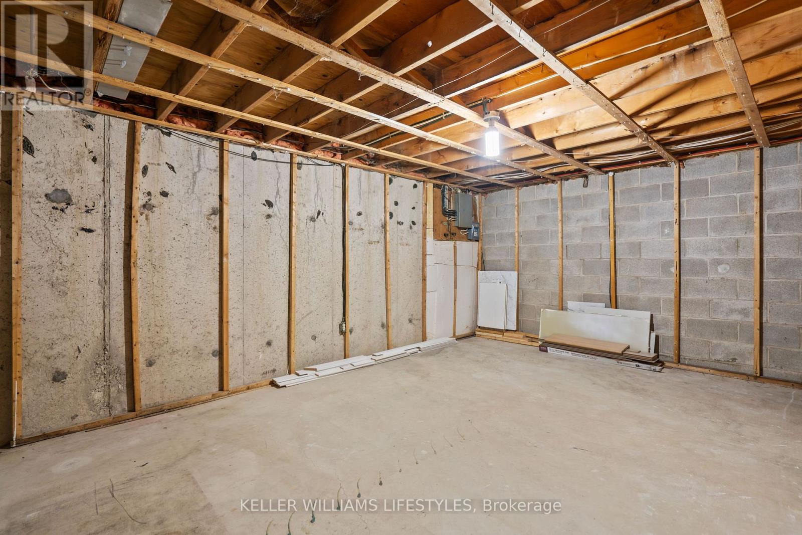26 - 166 Southdale Road W, London South, Ontario  N6J 2J1 - Photo 32 - X12435287