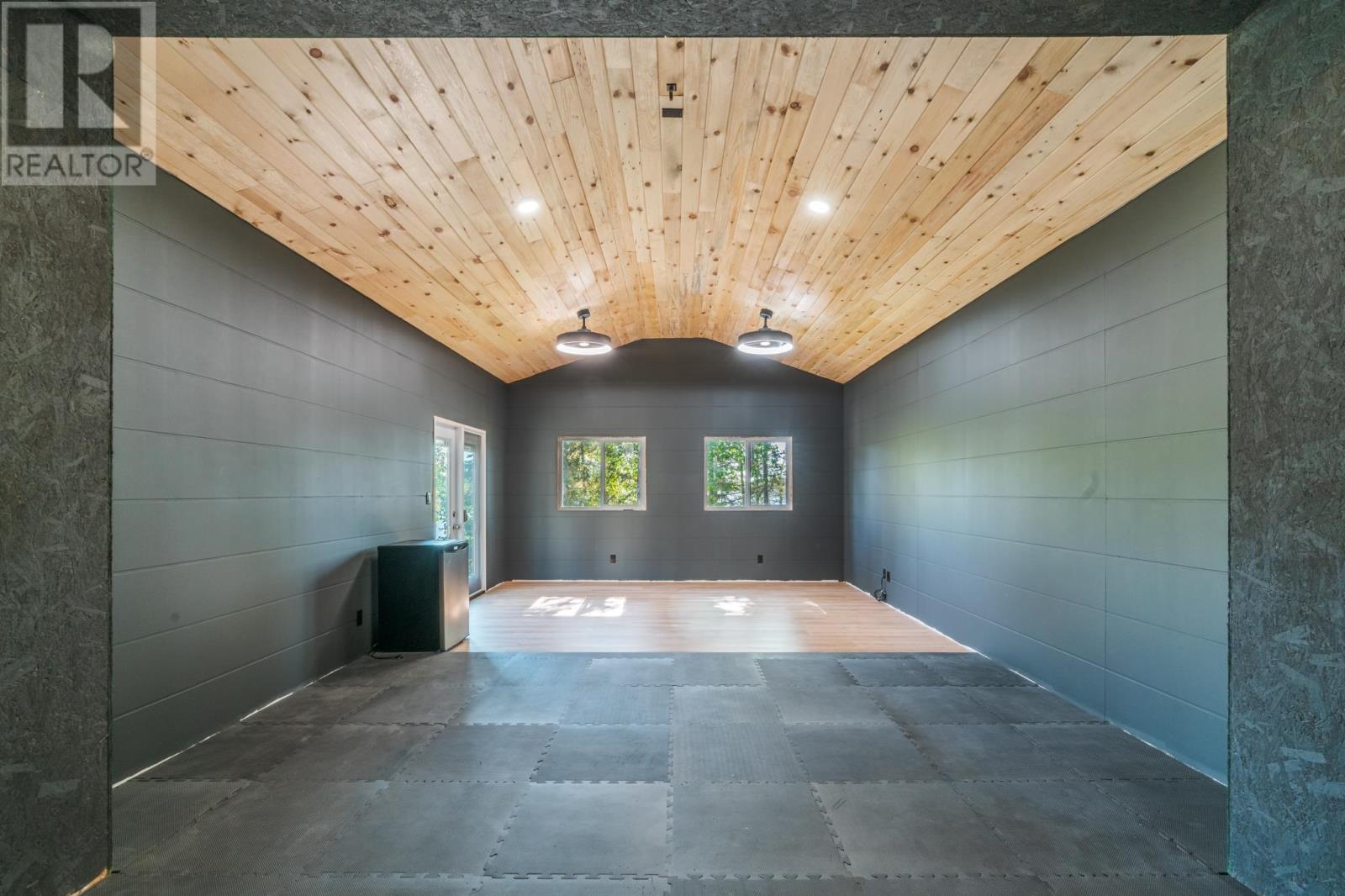 2-86 Poplar Bay, Kenora, Ontario  P0X 1C0 - Photo 42 - TB253079