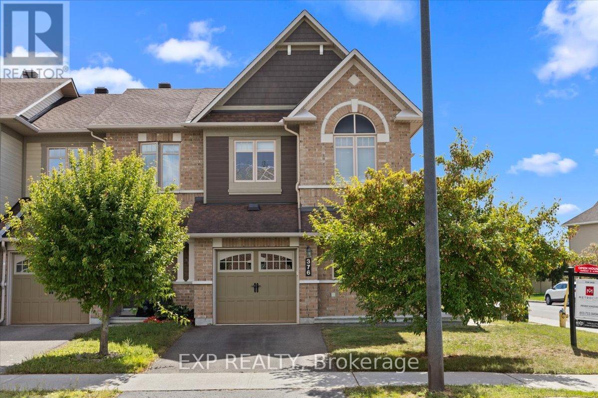 376 GERRY LALONDE DRIVE, Ottawa, Ontario