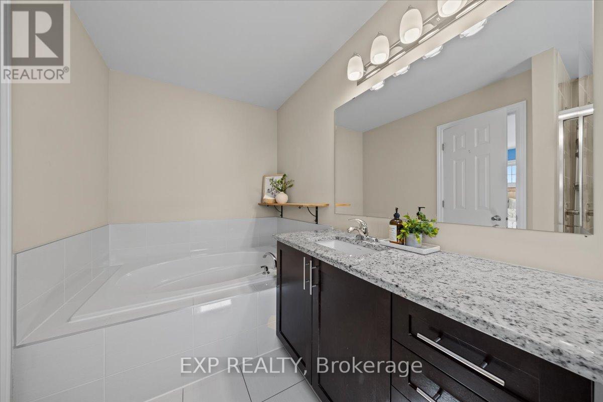 376 Gerry Lalonde Drive, Ottawa, Ontario  K4A 0Y3 - Photo 31 - X12435288