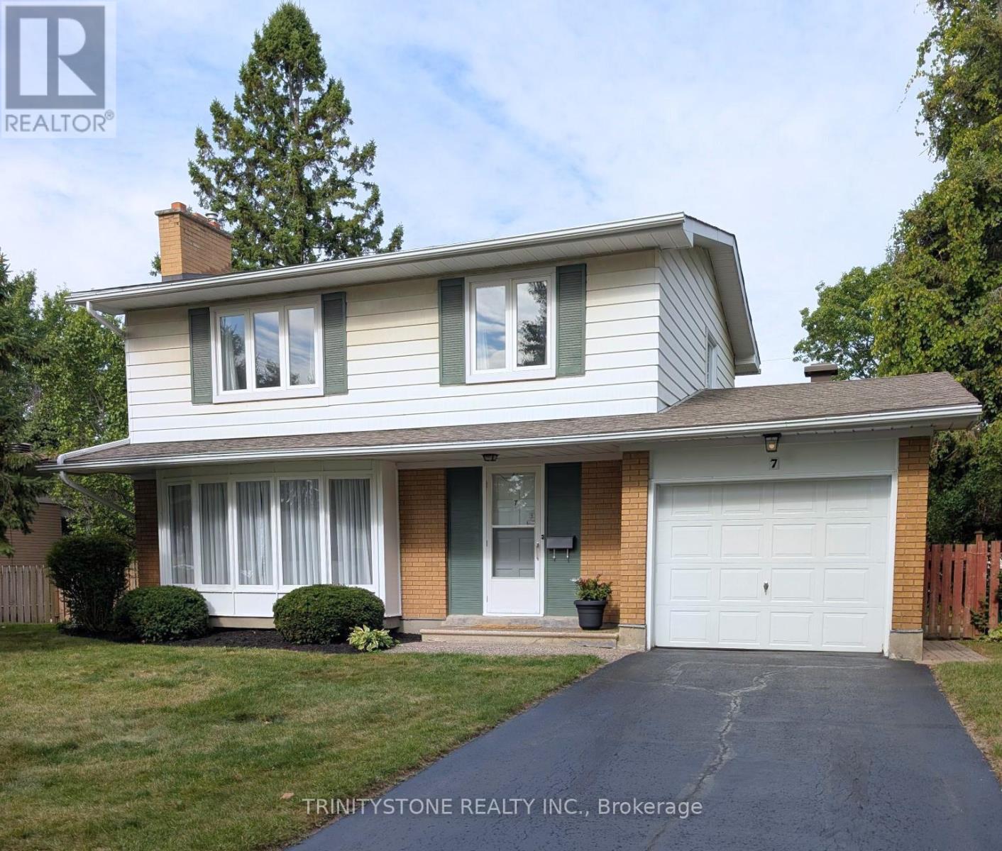 7 PULFORD CRESCENT, Ottawa, Ontario