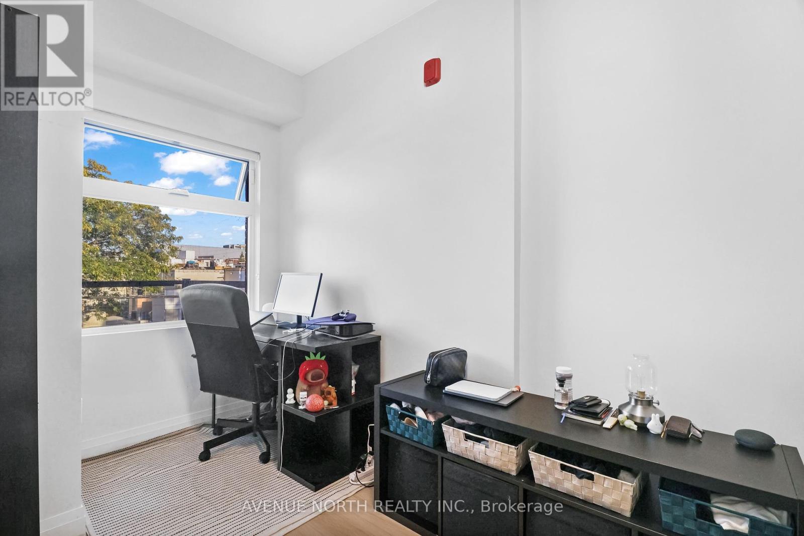 204 - 368 Tweedsmuir Avenue, Ottawa, Ontario  K1Z 5N4 - Photo 5 - X12435299