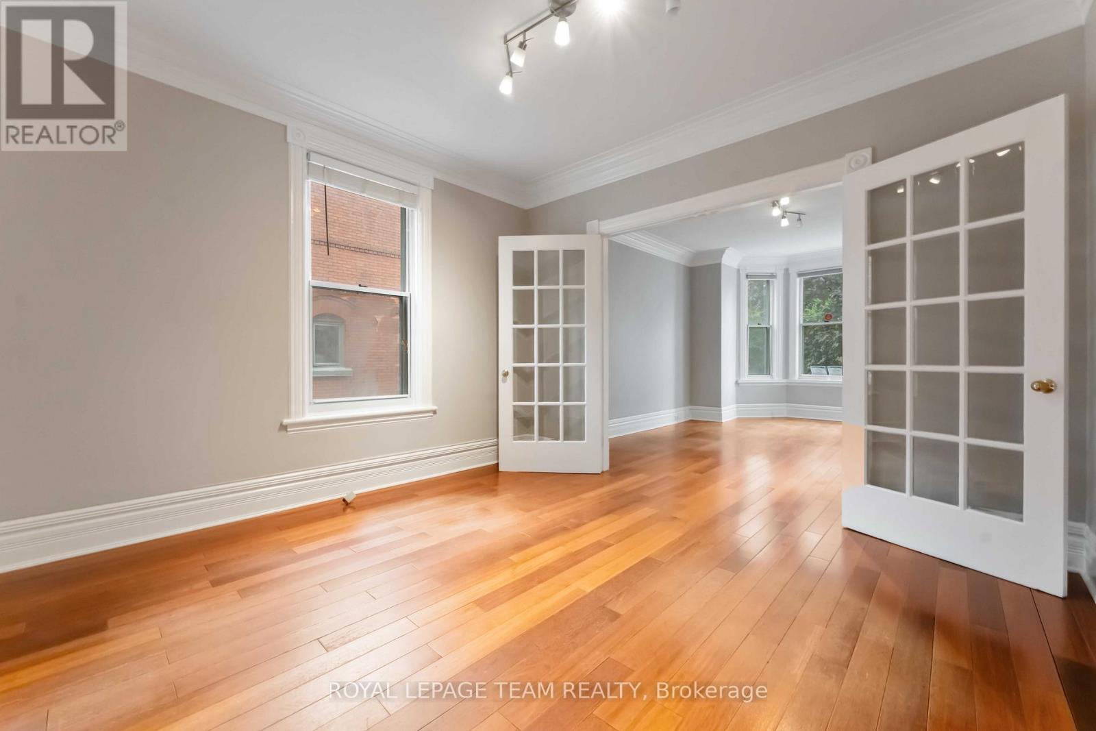 205 Pretoria Avenue, Ottawa, Ontario  K1S 1X1 - Photo 13 - X12435308