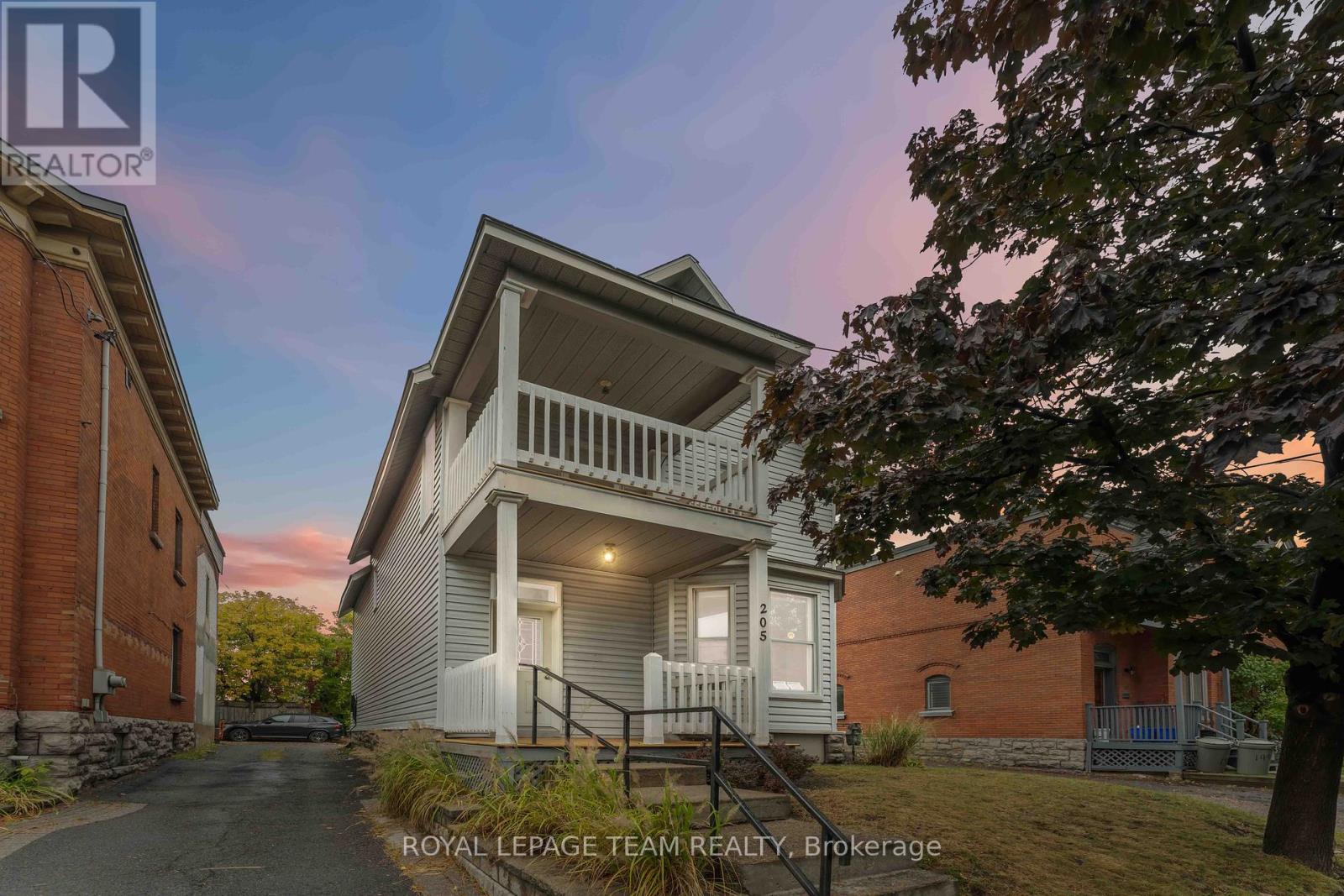 205 Pretoria Avenue, Ottawa, Ontario  K1S 1X1 - Photo 3 - X12435308
