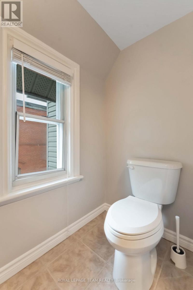 205 Pretoria Avenue, Ottawa, Ontario  K1S 1X1 - Photo 36 - X12435308