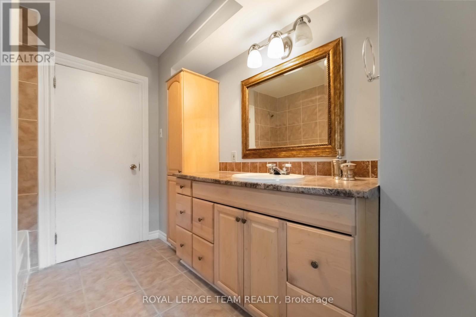 205 Pretoria Avenue, Ottawa, Ontario  K1S 1X1 - Photo 37 - X12435308