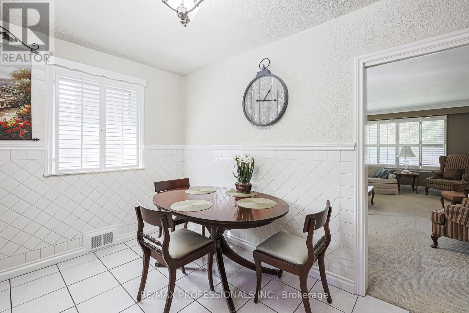 55 Old Burnhamthorpe Road, Toronto, Ontario  M9C 3J6 - Photo 12 - W12435167