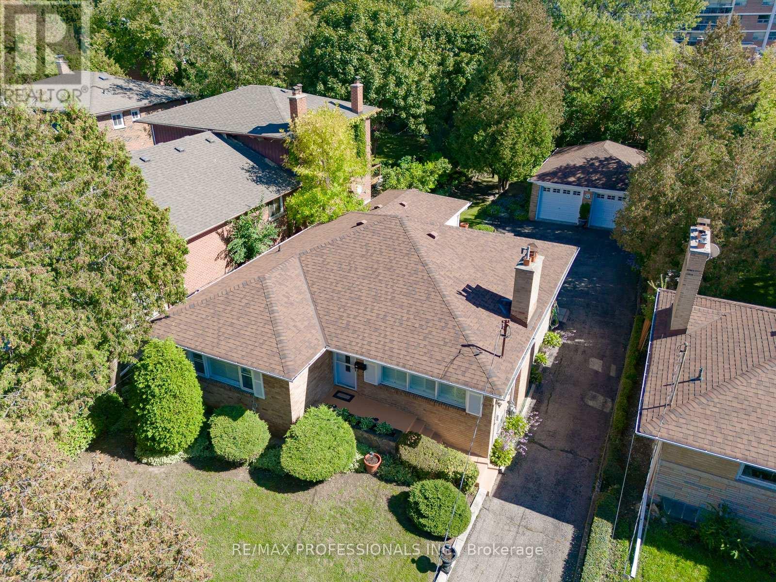 55 Old Burnhamthorpe Road, Toronto, Ontario  M9C 3J6 - Photo 46 - W12435167