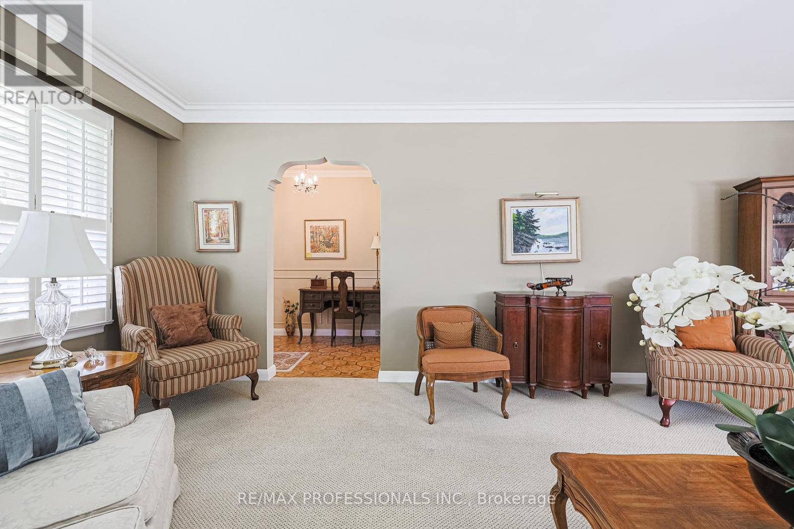 55 Old Burnhamthorpe Road, Toronto, Ontario  M9C 3J6 - Photo 6 - W12435167