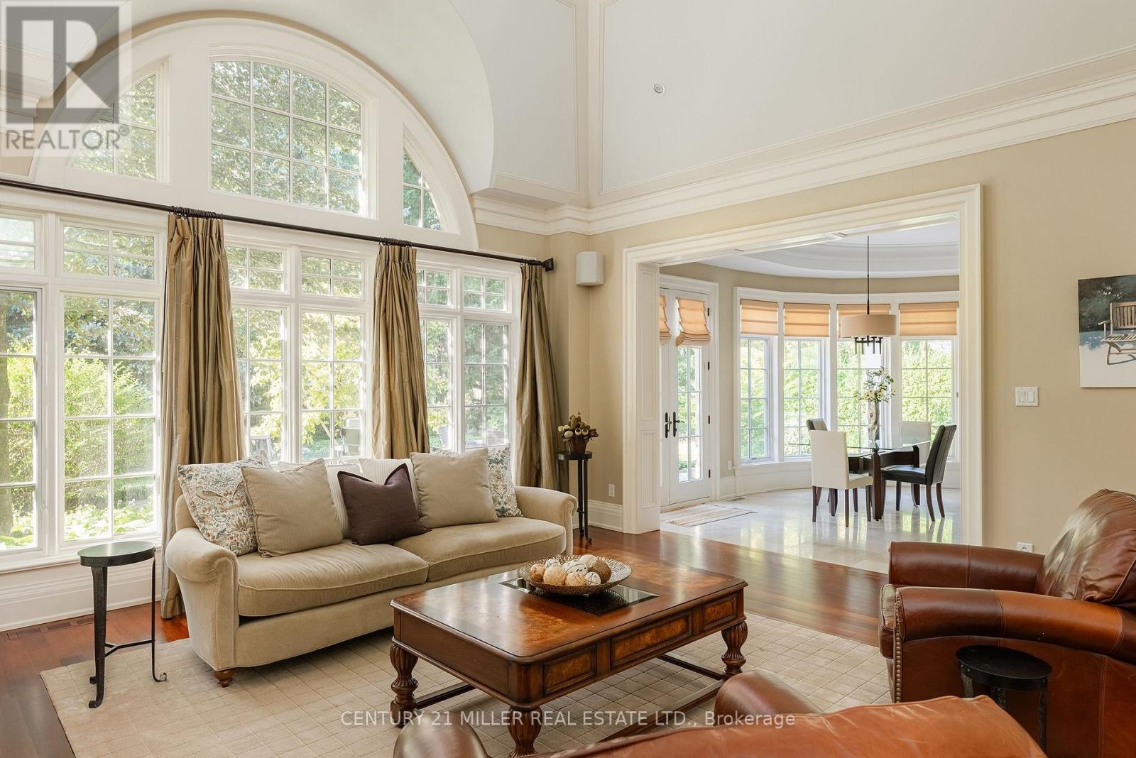 2039 Ardleigh Road, Oakville, Ontario  L6J 1V6 - Photo 19 - W12435175