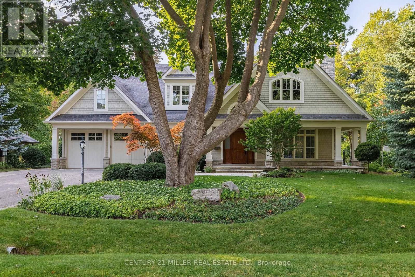 2039 Ardleigh Road, Oakville, Ontario  L6J 1V6 - Photo 2 - W12435175