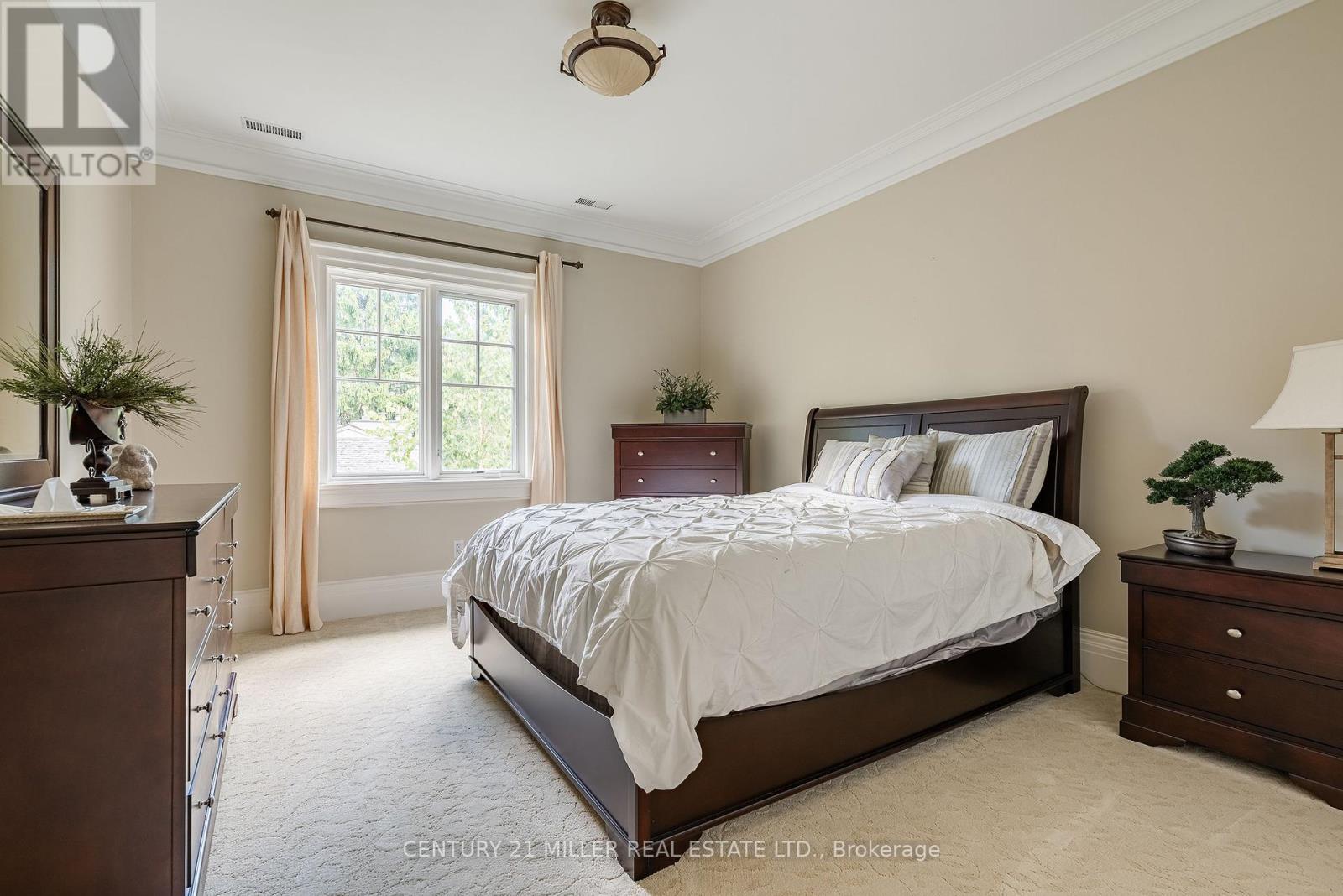 2039 Ardleigh Road, Oakville, Ontario  L6J 1V6 - Photo 27 - W12435175