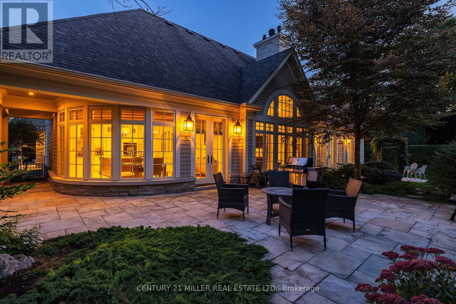 2039 Ardleigh Road, Oakville, Ontario  L6J 1V6 - Photo 44 - W12435175