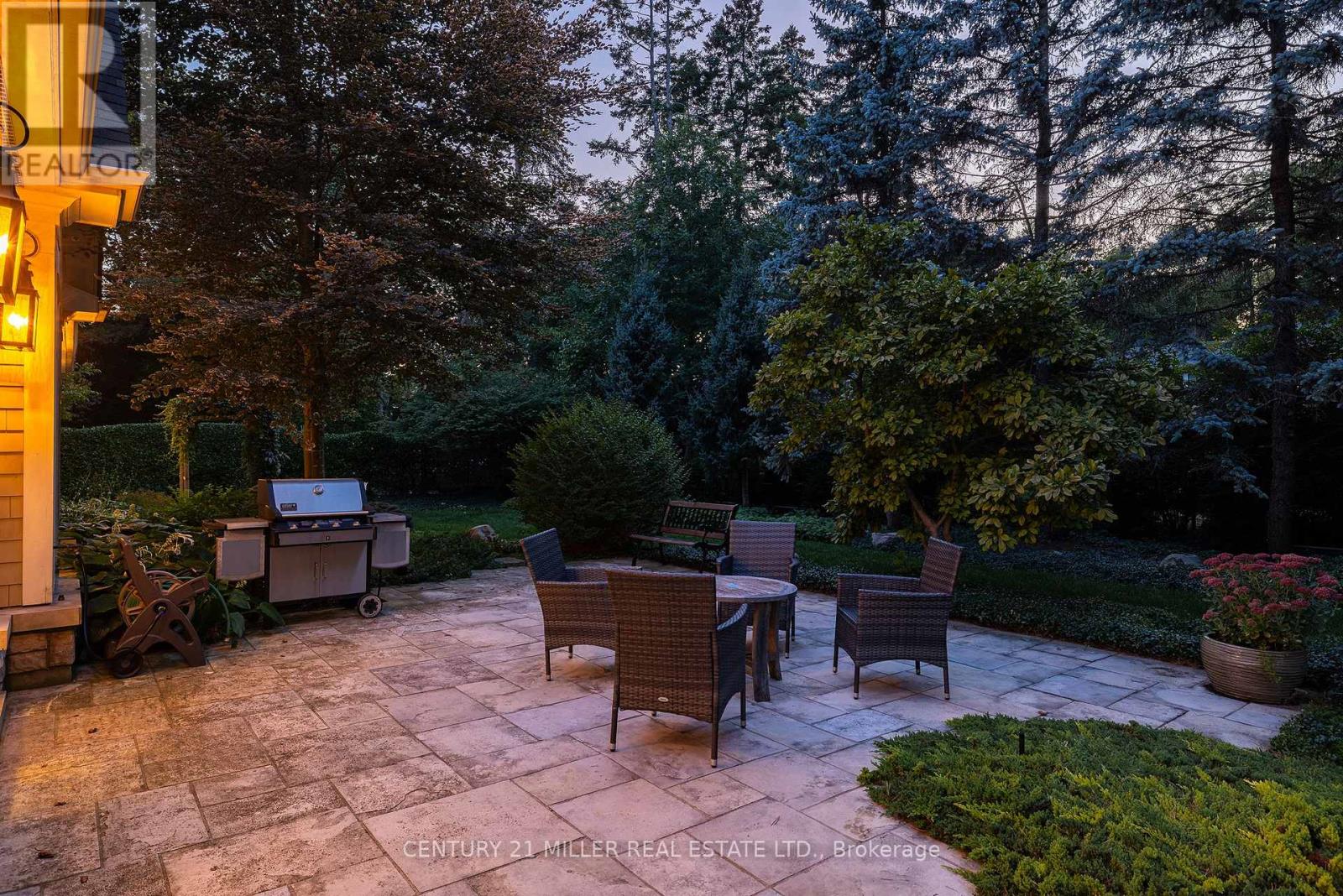 2039 Ardleigh Road, Oakville, Ontario  L6J 1V6 - Photo 45 - W12435175