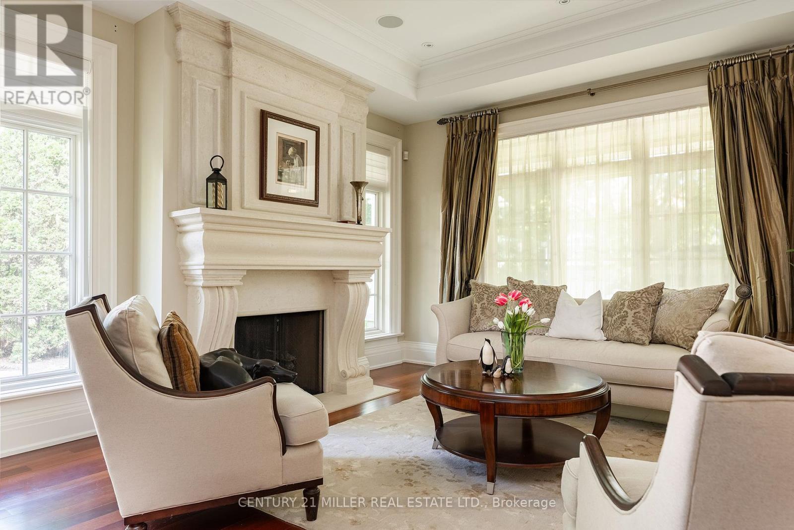 2039 Ardleigh Road, Oakville, Ontario  L6J 1V6 - Photo 7 - W12435175