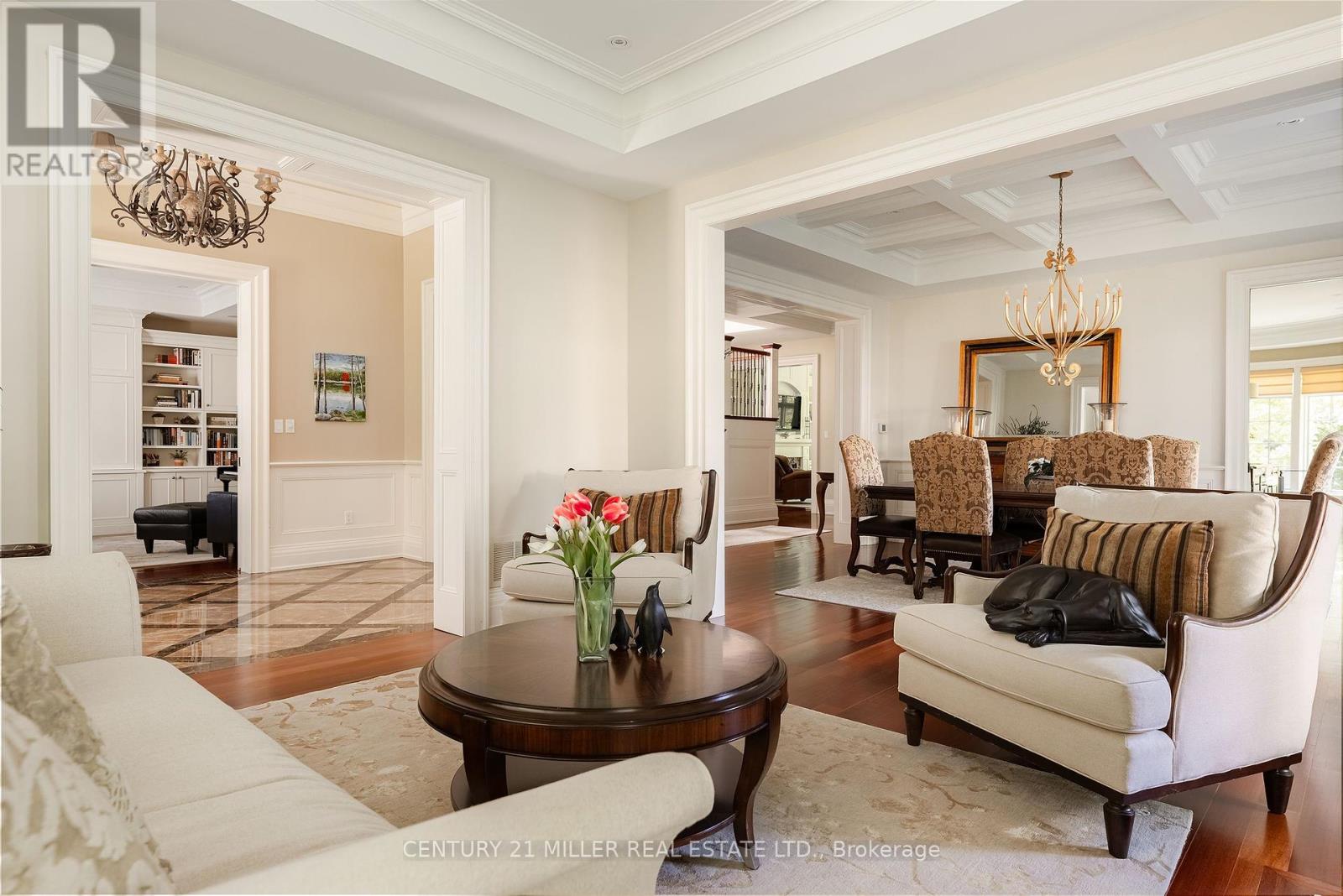 2039 Ardleigh Road, Oakville, Ontario  L6J 1V6 - Photo 8 - W12435175