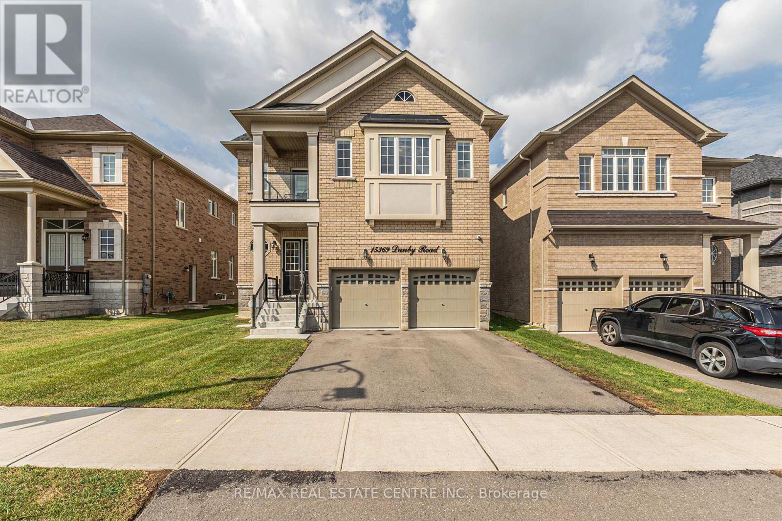 15369 Danby Road, Halton Hills (Georgetown), Ontario  L7G 5G2 - Photo 1 - W12435213