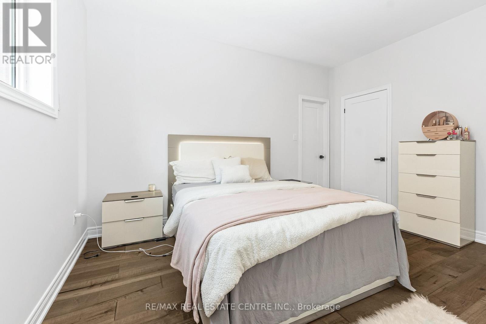 15369 Danby Road, Halton Hills (Georgetown), Ontario  L7G 5G2 - Photo 30 - W12435213