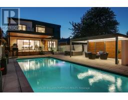 27 PRENNAN AVENUE, Toronto, Ontario
