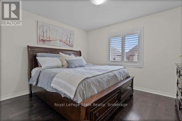 59 Galileo Drive, Hamilton (Lakeshore), Ontario  L8E 0H1 - Photo 23 - X12435286