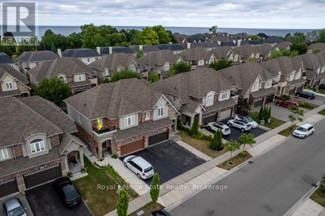 59 Galileo Drive, Hamilton (Lakeshore), Ontario  L8E 0H1 - Photo 4 - X12435286