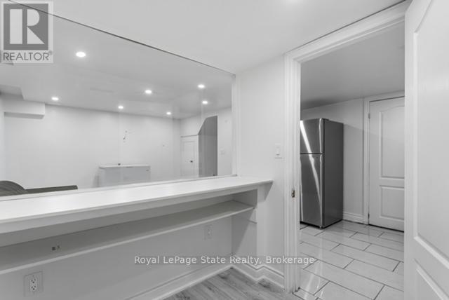 59 Galileo Drive, Hamilton (Lakeshore), Ontario  L8E 0H1 - Photo 40 - X12435286