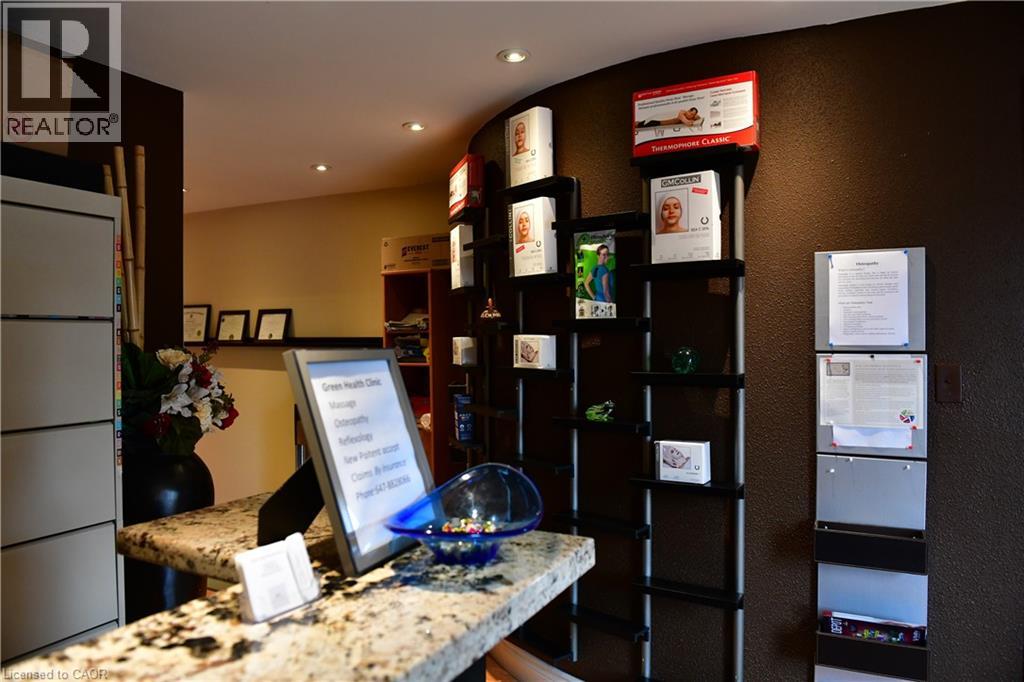 265 Queen Street S, Mississauga, Ontario  L5M 1L9 - Photo 4 - 40775076